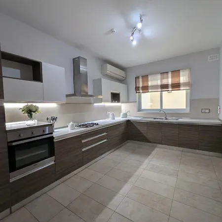 Modern 3br - Short Walk To Sea & Shops * Sliema