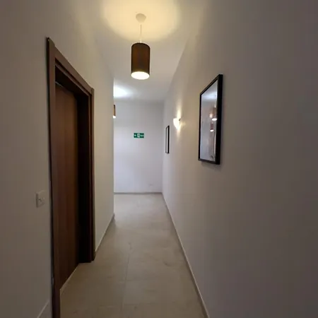 Apartament Modern 3br - Short Walk To Sea & Shops